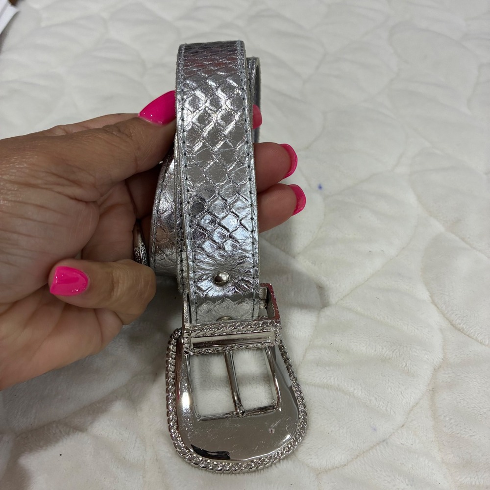 VTG Accessories by Pearl‎ Silver Snakeskin Genuine Leather Casual Belt Large